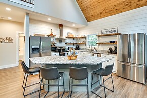 Luxe Kentucky Cabin Rental ~ 36 Mi to Mammoth Cave