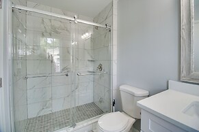 Dumfries Vacation Rental ~ 32 Mi to Washington DC!