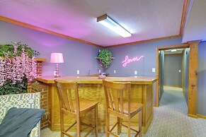 Waterfront Bristol Area Retreat w/ Boat Dock