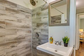Charming Pensacola Vacation Rental - 3 Mi to Dtwn