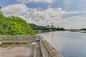 Charming Pensacola Vacation Rental - 3 Mi to Dtwn