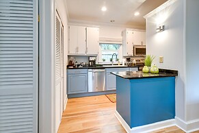 Cute Georgetown Villa < 1 Mi to Historic District