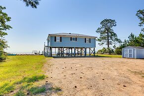 Waterfront Alabama Vacation Rental w/ Deck