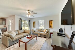 Modern Poinciana Retreat: 27 Mi to Disney World!