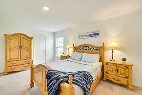 Modern Poinciana Retreat: 27 Mi to Disney World!