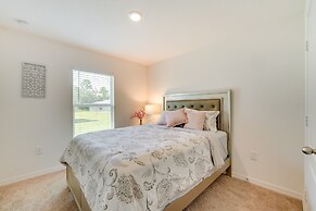 Modern Poinciana Retreat: 27 Mi to Disney World!