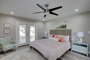 Private Pool & Guest House: Spacious Kemp Home!