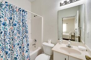 Pool Access: Family-friendly Poinciana Condo!