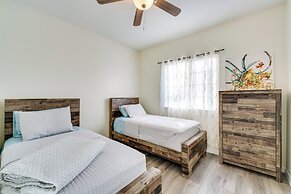 Pool Access: Family-friendly Poinciana Condo!