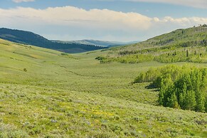Mountain Cabin in Wyoming Range: Scenic & Remote!