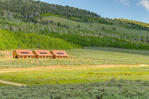 Mountain Cabin in Wyoming Range: Scenic & Remote!