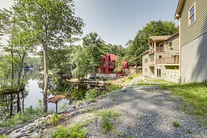 Lakefront Orange Vacation Rental - Pet Friendly!