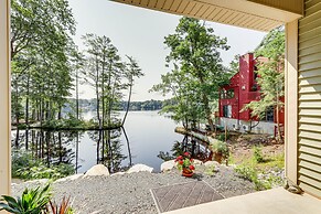 Lakefront Orange Vacation Rental - Pet Friendly!
