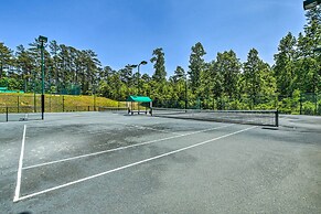 Lake Keowee Condo: Resort Pools & Lake Access!