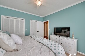 Lake Keowee Condo: Resort Pools & Lake Access!