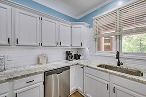 Lake Keowee Condo: Resort Pools & Lake Access!