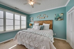 Lake Keowee Condo: Resort Pools & Lake Access!