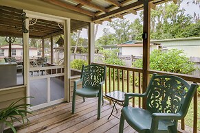 Satsuma Home w/ Fire Pit + Dunns Creek Access!