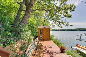 Cozy Frazee Lake Home w/ Hot Tub & Fire Pit!