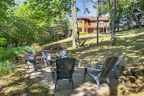 Cozy Frazee Lake Home w/ Hot Tub & Fire Pit!