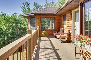 Cozy Frazee Lake Home w/ Hot Tub & Fire Pit!