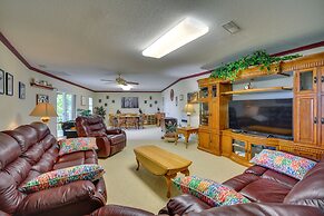 40-acre Ararat Escape: On-site Trails & Mtn Views!