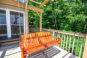 40-acre Ararat Escape: On-site Trails & Mtn Views!