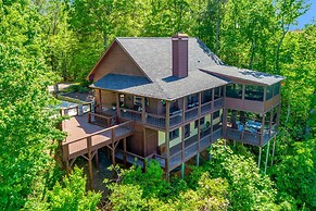 Relaxing Salem House With Boat Slip & Mtn Views!