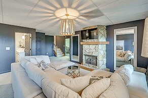 Relaxing Salem House With Boat Slip & Mtn Views!