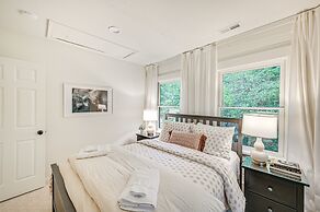 Relaxing Salem House With Boat Slip & Mtn Views!