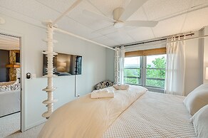 Relaxing Salem House With Boat Slip & Mtn Views!