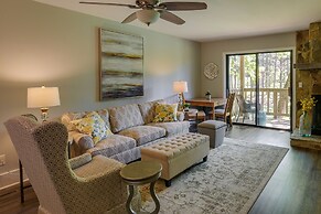 Keowee Key Condo Rental w/ Golf Course View!