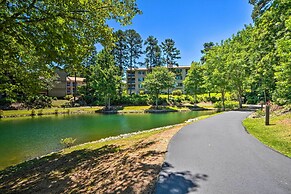 Walk to Lake Keowee: Salem Townhome w/ Deck