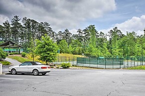 Walk to Lake Keowee: Salem Townhome w/ Deck
