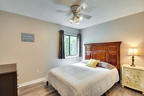 Walk to Lake Keowee: Salem Townhome w/ Deck