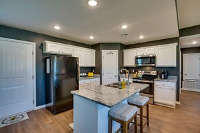 Madill Vacation Rental w/ Grill: Near Lake Texoma!