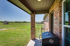 Madill Vacation Rental w/ Grill: Near Lake Texoma!