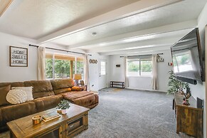 Spirit Lake Home w/ Fenced Yard: 1 Mi to Water!