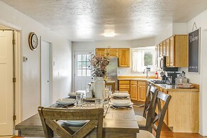 Spirit Lake Home w/ Fenced Yard: 1 Mi to Water!