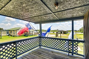 Deck & Fenced-in Yard: Texas Escape!