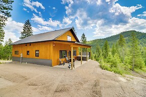 Modern Lakeside Cabin w/ Mountain Views & Hot Tub!