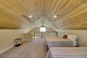 Lakeside Cabin w/ Hot Tub: 3 Mi to Flathead Lake!