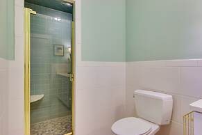 Waterfront Cambridge Gem w/ Hot Tub, Pool & Dock!