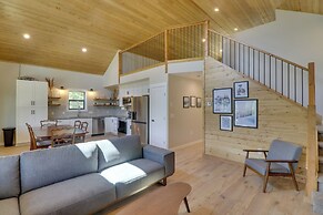Lakeside Cabin Retreat w/ Private Hot Tub!