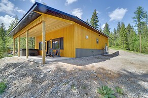 Lakeside Cabin Retreat w/ Private Hot Tub!