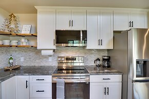 Lakeside Cabin Retreat w/ Private Hot Tub!