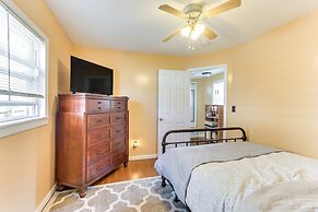 Keansburg Home w/ Private Hot Tub!