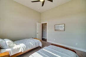 Fayetteville Vacation Rental w/ Deck & Shared Pool