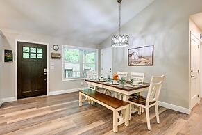 Creekside Cabin in Franklin ~ 8 Mi to Downtown!