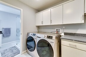 Expansive Fayetteville Retreat: 11 Mi to U of A!